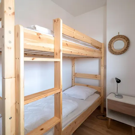 Apartment Moderne A 50m De L'ocean, Pour 4, Avec Parking A - Fr-1-50-154 *